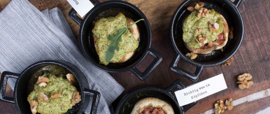 Gefüllte Champignons mit Speck und Feta-Dip - Volle kAnne gesund